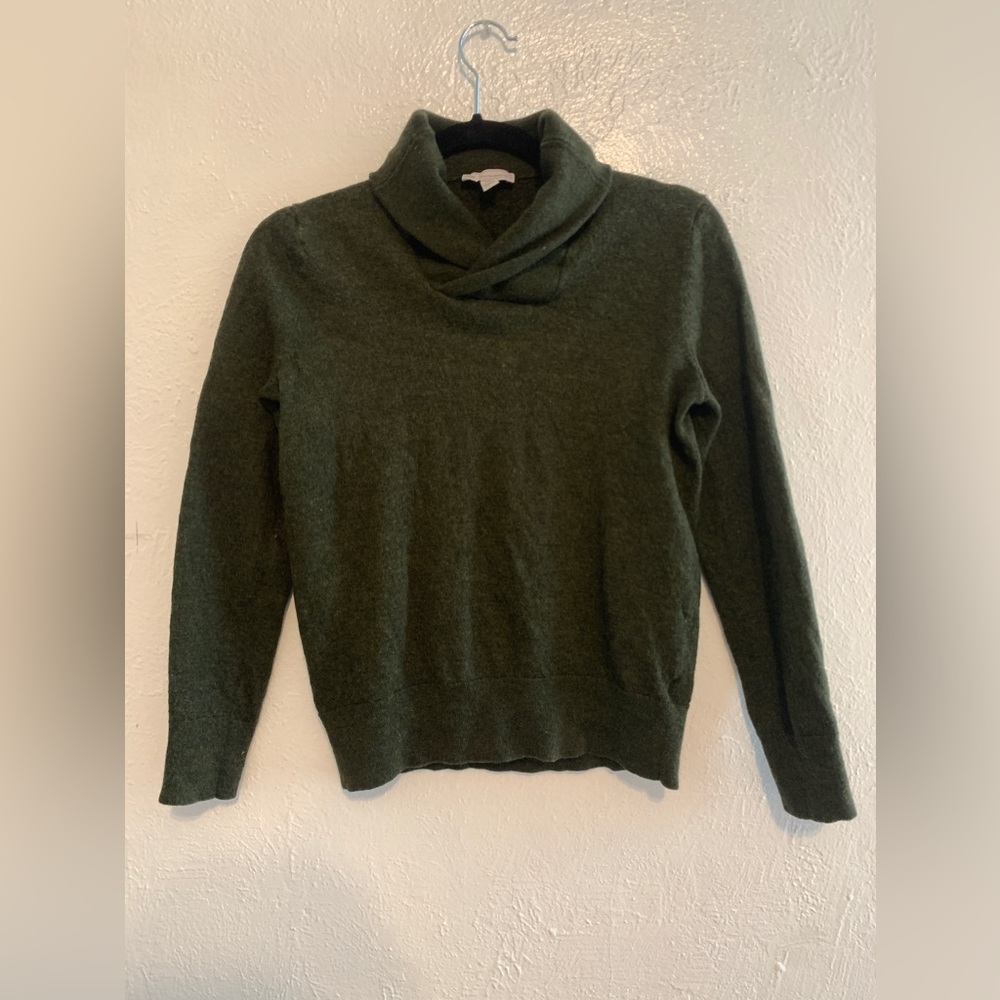 Gap Women’s 100% Wool Sweater